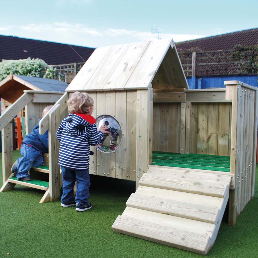 Climb & Shuffle Unit With Pitch Roof And Ramp